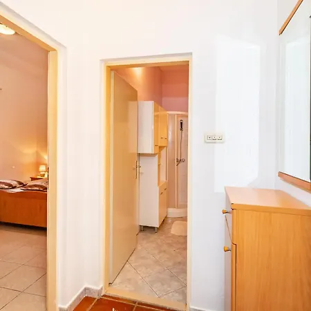 Amazing In With Kitchen Daire Jasenice (Zadar)