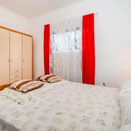 Amazing In With Kitchen